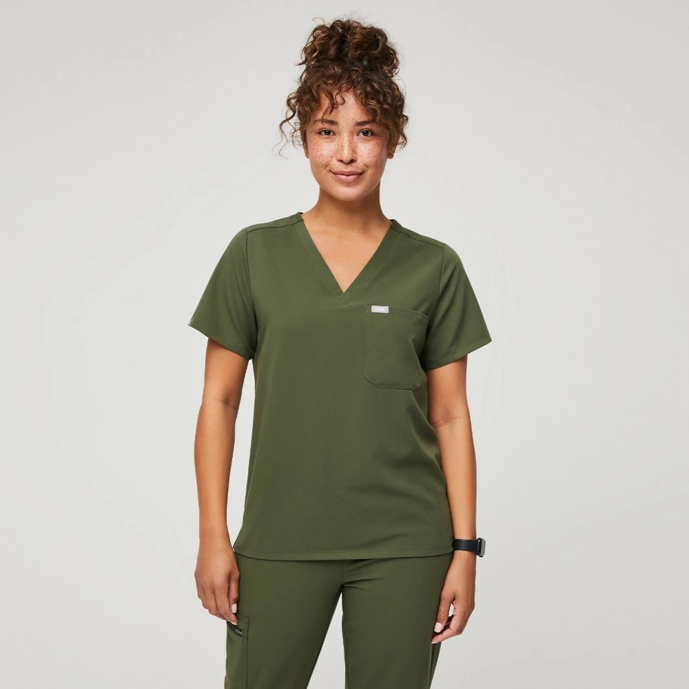 Figs DARK OLIVE Limited Edition Set